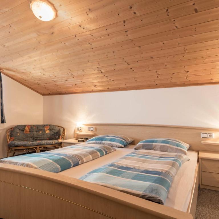 Ladinser Hof Sattelkammer - Two-Bedroom Apartment with Mountain View - 3