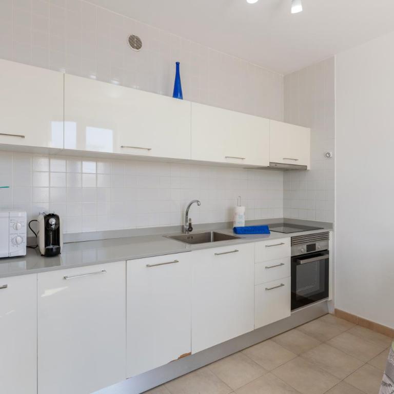 Luxury Villa Lanzarote - Villa with Sea View - 8