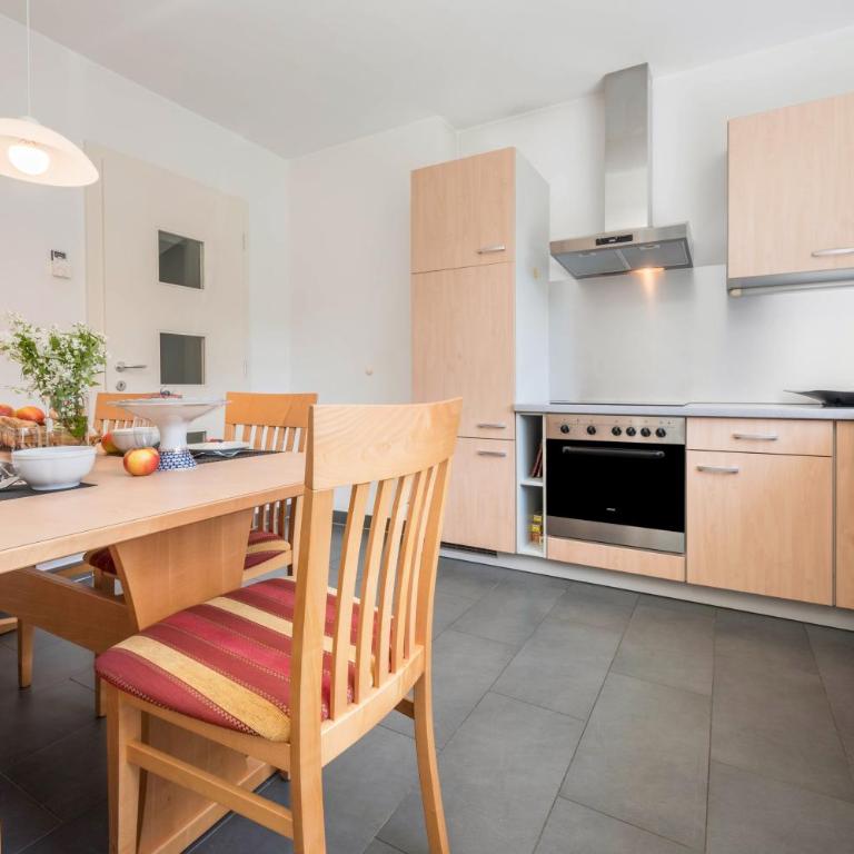 Suite Marianne - Appartamento Deluxe con 2 Camere da Letto e Vista Giardino - 9