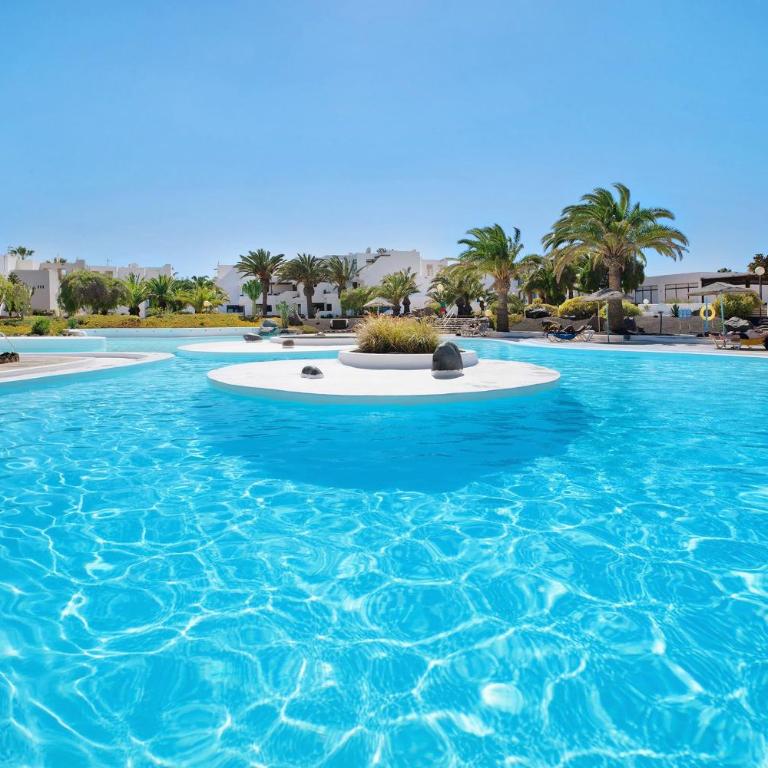Isla and Ocean with pool and wifi - Apartamento Deluxe de 2 dormitorios con vistas al jardín - 2