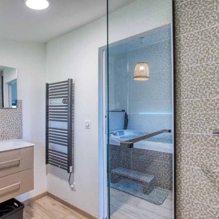 Chambre spa privé Arles campagne - Studio mit Terrasse - 16