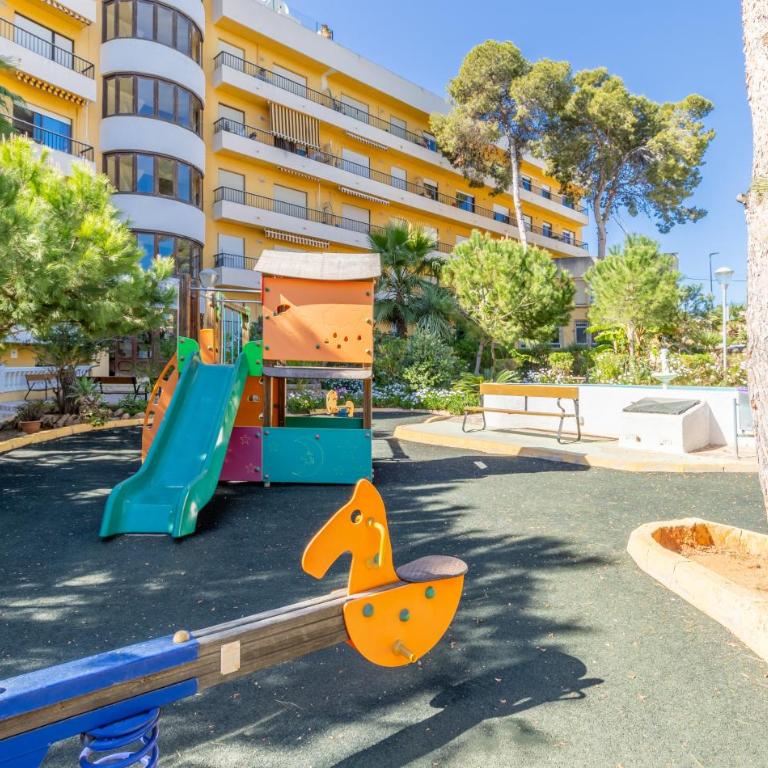 Tosca Mar 223 - One-Bedroom Apartment with Garden View - 23