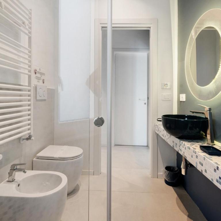 Residenza Farella - Luxury Rooms - Triple Room with Shower - 9