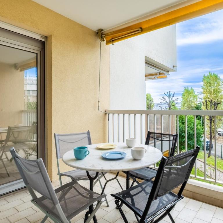Le Lido T2 piscine, bord de mer - Superior Apartment mit 1 Schlafzimmer und Balkon - 7