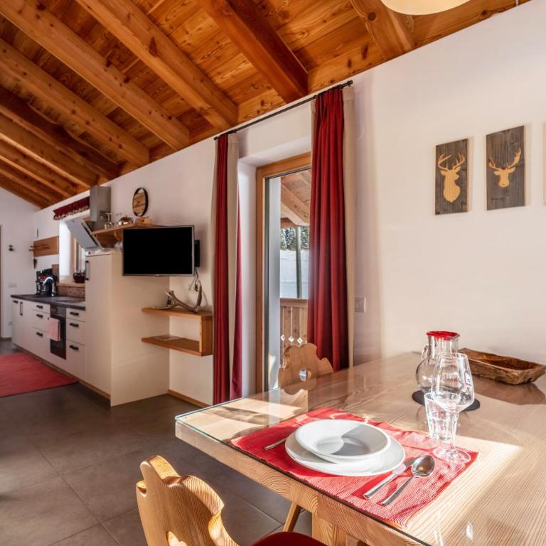 Ferienhaus Larch Soge Apt Karin - Superior One-Bedroom Apartment with Balcony - 6