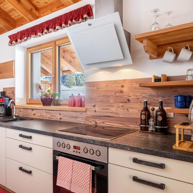 Ferienhaus Larch Soge Apt Karin - Superior One-Bedroom Apartment with Balcony - 8