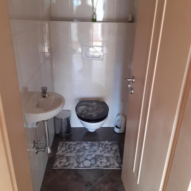 Gertis Appartment Top 1 - Premium Apartment mit 3 Schlafzimmern und Balkon - 11