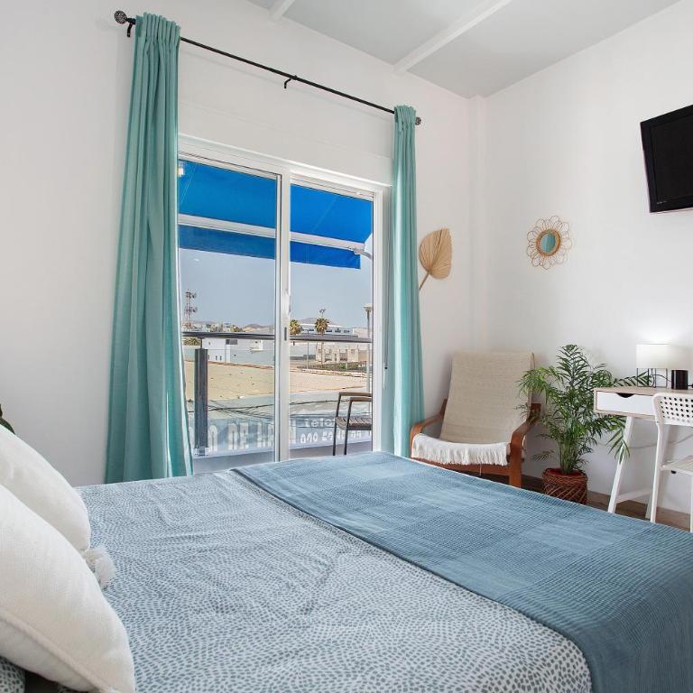 Alojamiento El Ocaso - Apartamento Superior con vistas a la ciudad - 11