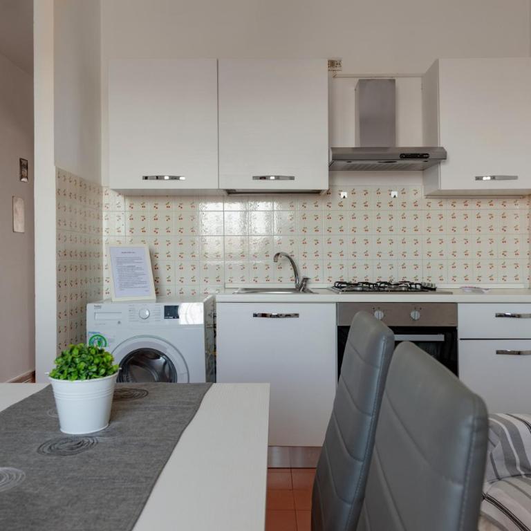 Casa Vacanze Tosca 3 - Appartamento Superior con 1 Camera da Letto e Balcone - 5