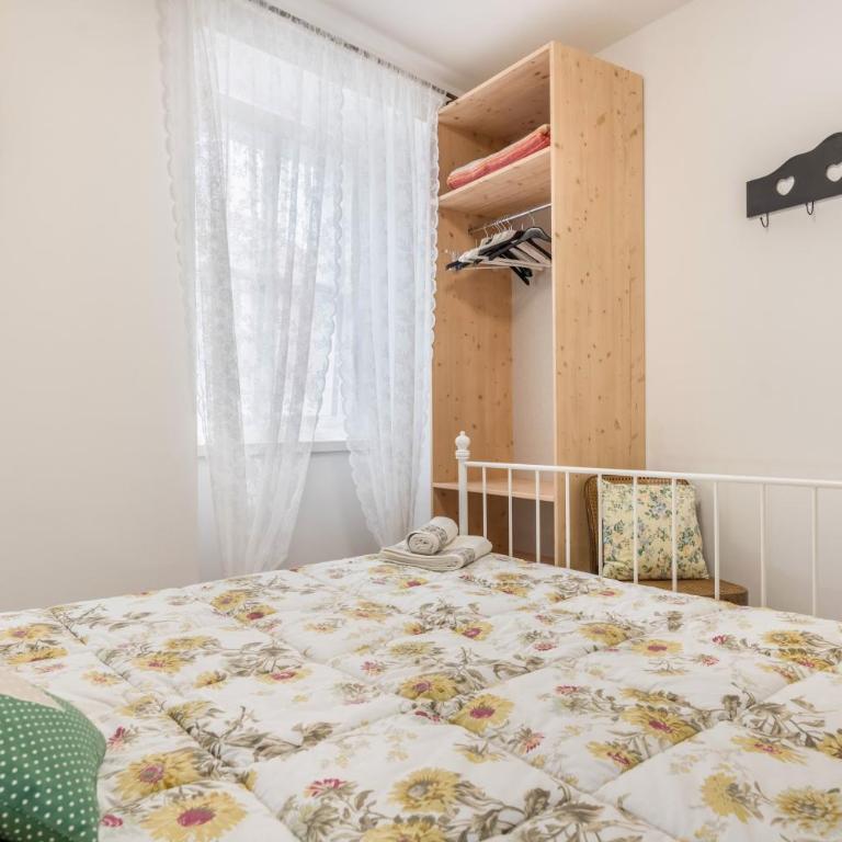 L'antica corte apt Mara - Two-Bedroom Deluxe Apartment with Garden View - 12