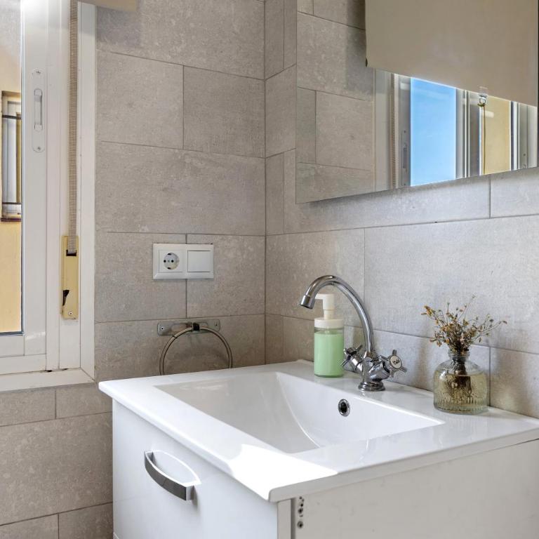 Villa Manoli - Apartamento Deluxe de 2 dormitorios con vistas al jardín - 9