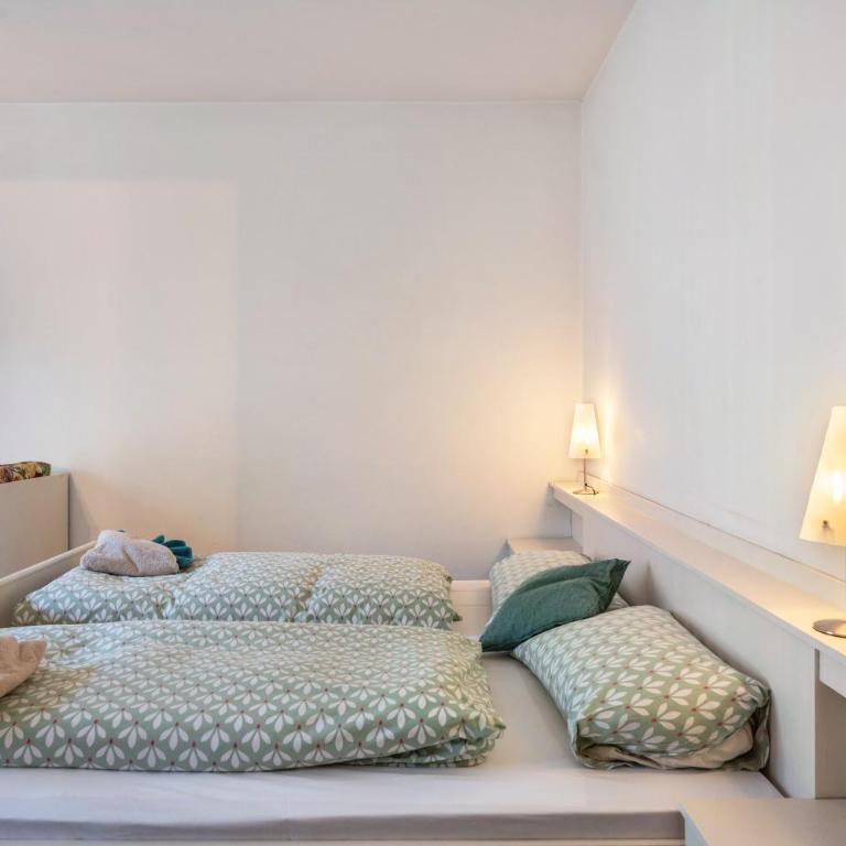 Biobauernhof Toellerhof - Double Room with Mountain View - 9