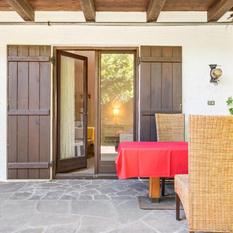 Biobauernhof Toellerhof - Double Room with Mountain View - 1