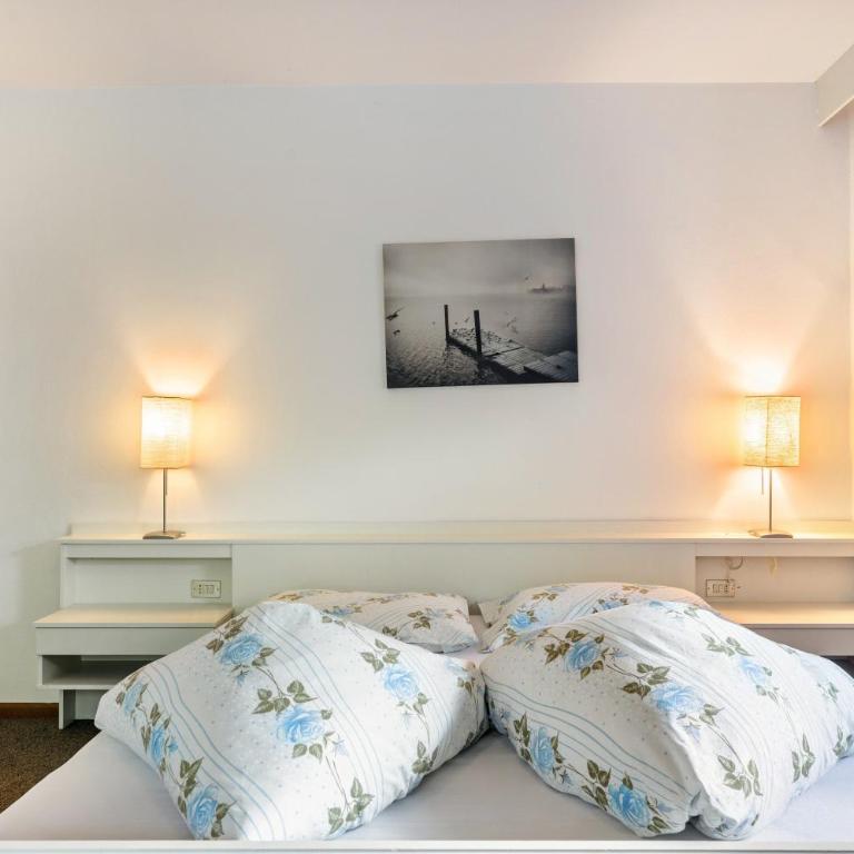 Biobauernhof Toellerhof - Double Room with Mountain View - 5