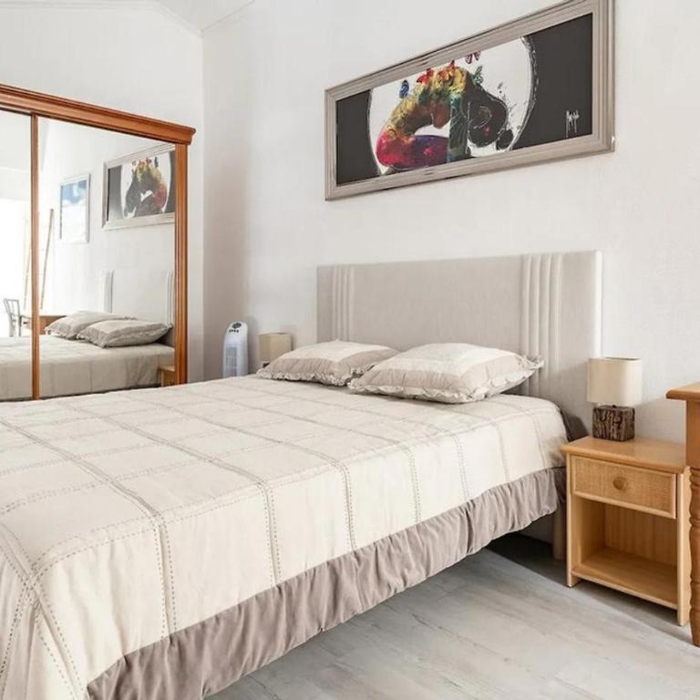 Duplex Appartement 300m de la mer - Appartement 3 Chambres Premium avec Balcon - 12