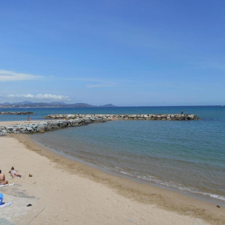 Duplex Appartement 300m de la mer - Appartement 3 Chambres Premium avec Balcon - 1