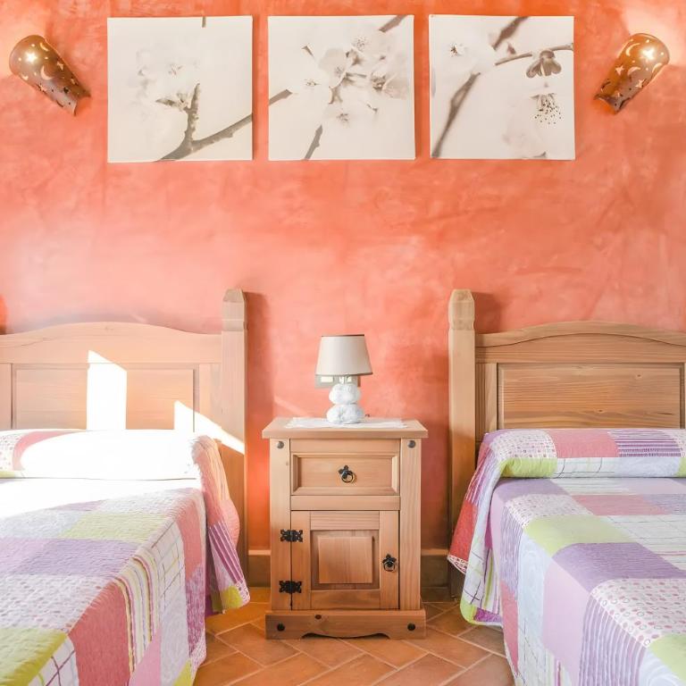 Cartuja Rural - Two-Bedroom Deluxe Apartment with Garden View - 12