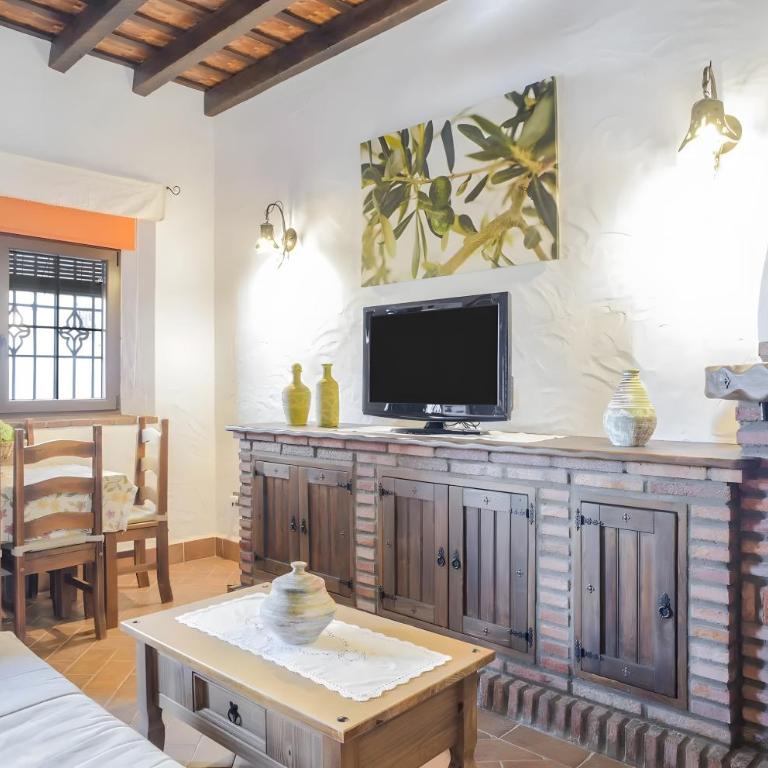 Cartuja Rural - Two-Bedroom Deluxe Apartment with Garden View - 2