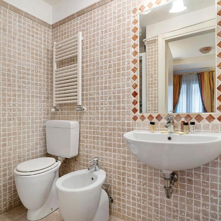 Art Palace - Residenza Giardini - Camera Queen Standard - 6