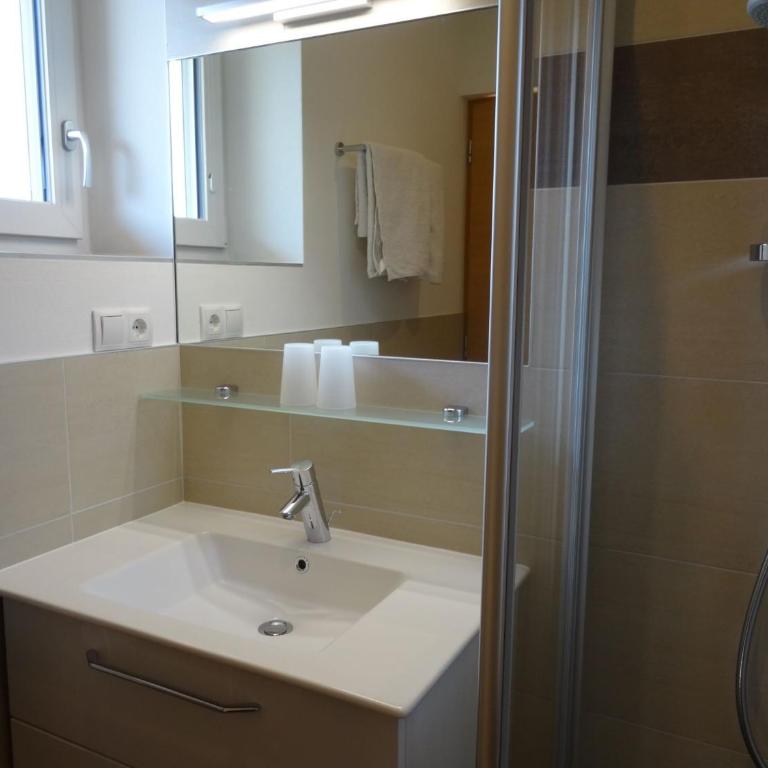 Ferienwohnungen Oberbrunnhof - Apartamento Deluxe de 2 dormitorios con vistas al jardín - 9