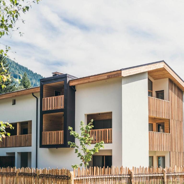 Lichtung Woldererhof Wiesenduft - Two-Bedroom Deluxe Apartment with Garden View - 14