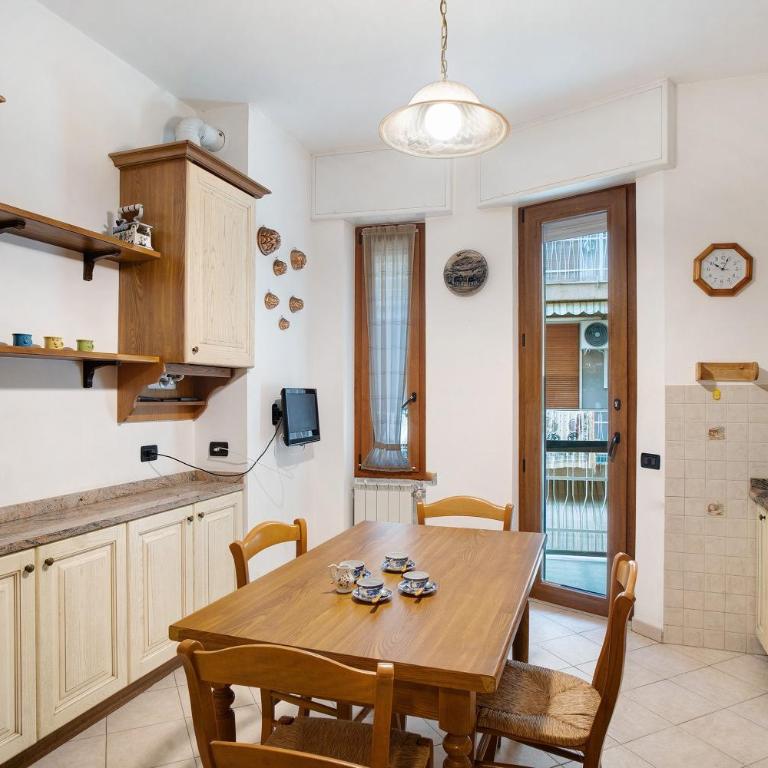 Alassio Holiday - Appartamento Deluxe con 2 Camere da Letto e Vista Giardino - 10