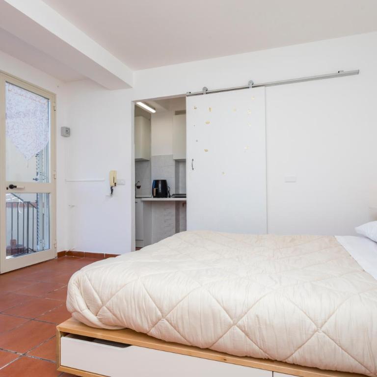 Fabian's House - Appartamento Superior con 1 Camera da Letto e Balcone - 10