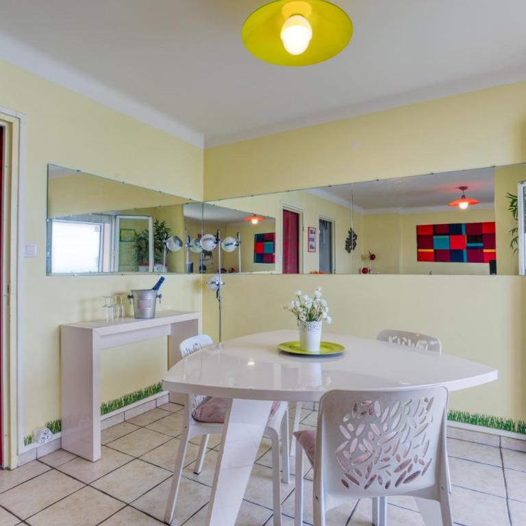 F4 Traversant, 75m2 Avec Garages - Appartement 2 Chambres Deluxe - Vue sur Océan - 9