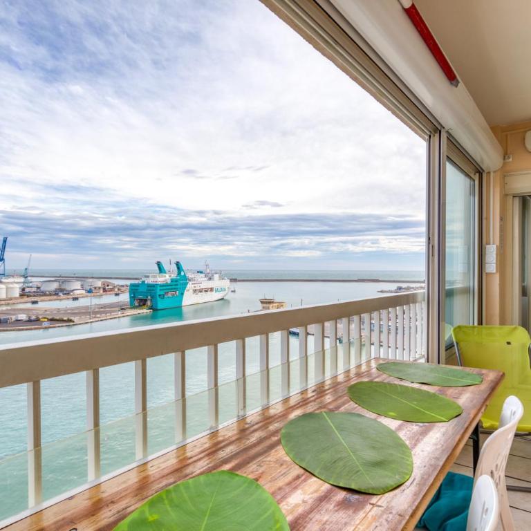 F4 Traversant, 75m2 Avec Garages - Appartement 2 Chambres Deluxe - Vue sur Océan - 1
