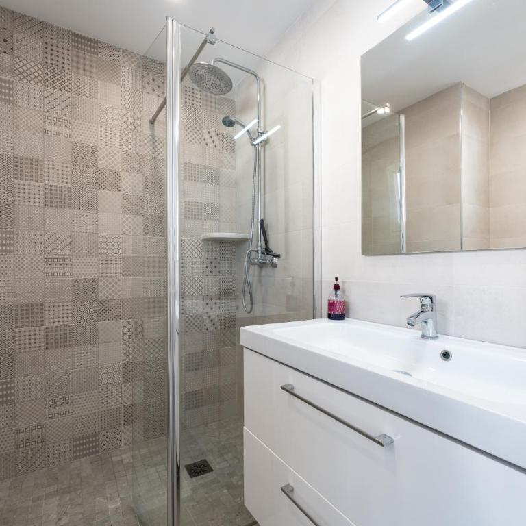 Apartamento Miguel Marquez Casajari - Apartamento Premium de 3 dormitorios con balcón - 14