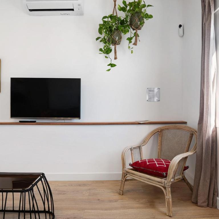 Ula Home - Apartamento Deluxe de 2 dormitorios con vistas al jardín - 5