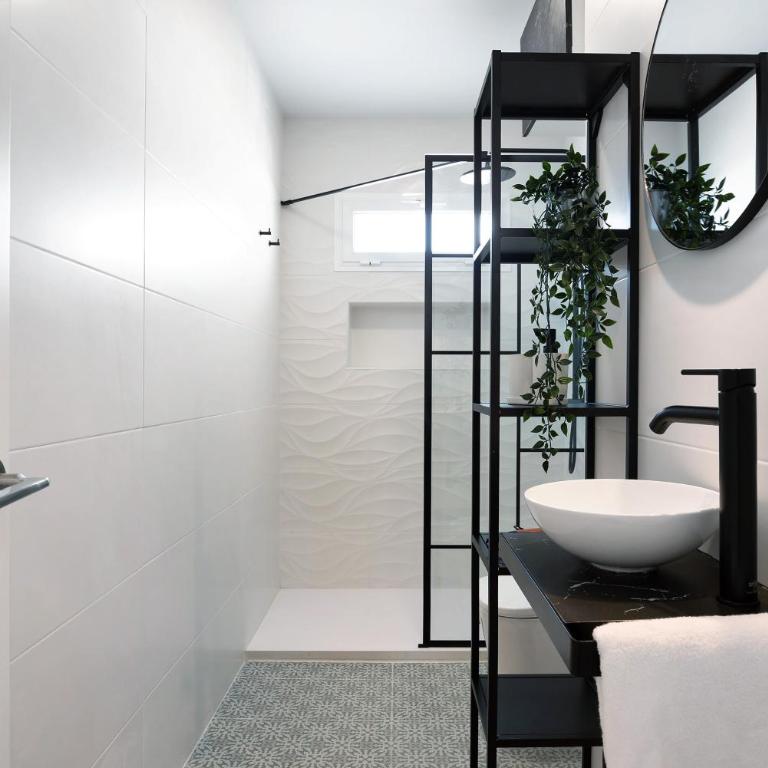 Ula Home - Apartamento Deluxe de 2 dormitorios con vistas al jardín - 15