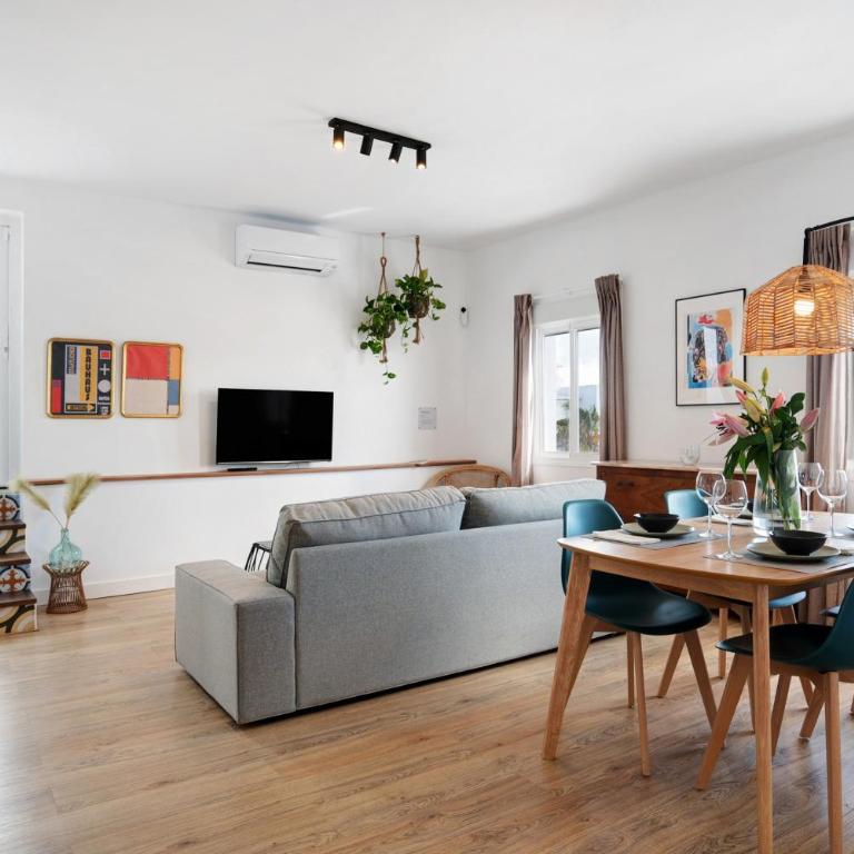 Ula Home - Apartamento Deluxe de 2 dormitorios con vistas al jardín - 2