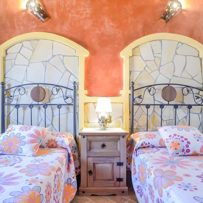 Cartuja Rural - Two-Bedroom Deluxe Apartment with Garden View - 12
