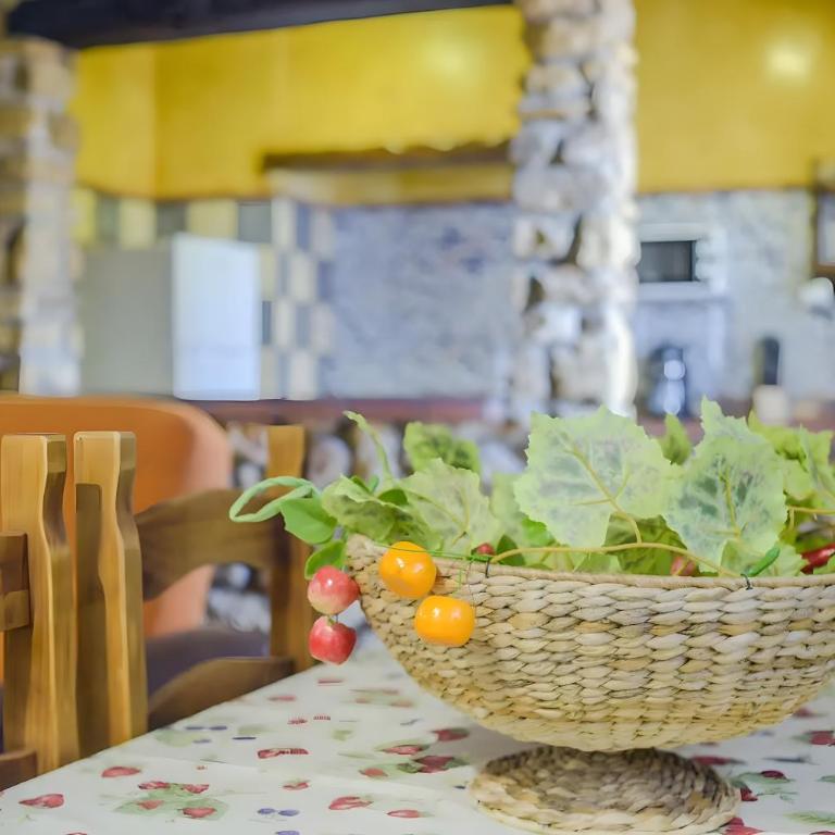 Cartuja Rural - Two-Bedroom Deluxe Apartment with Garden View - 8