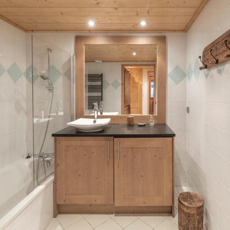 App 6 pers cozy centre Samoëns - Appartement 2 Chambres avec Vue sur la Montagne - 14