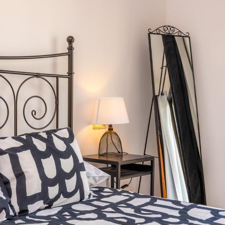 Atico Roger De Flor - Apartamento de 3 dormitorios con vistas a las montañas - 15
