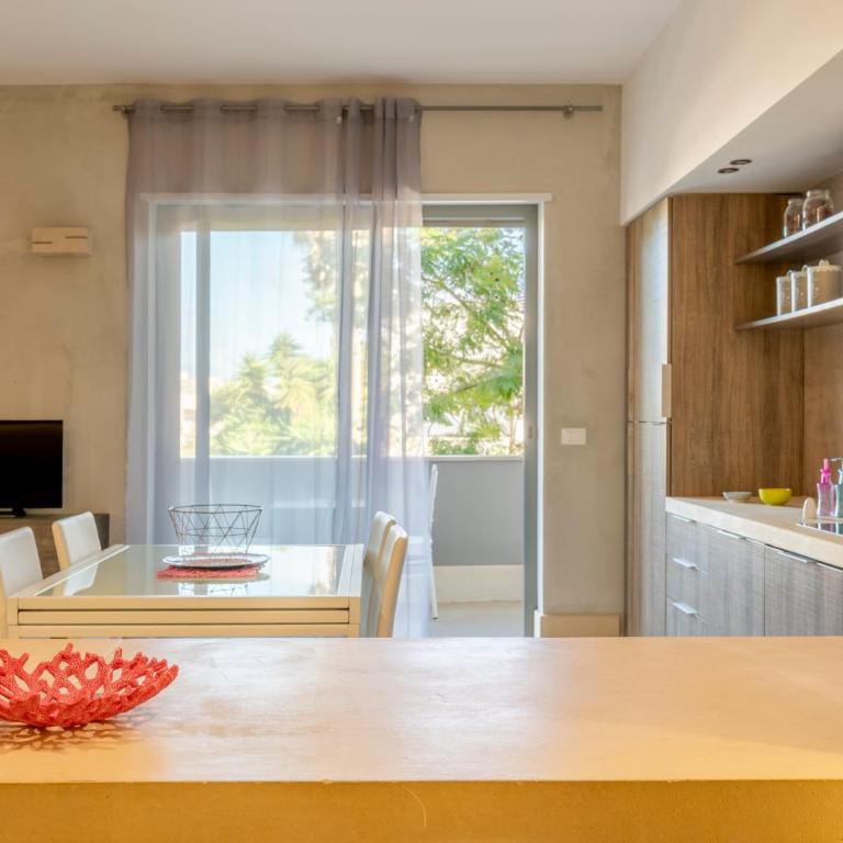 Bianco Mare Otranto - Appartamento Deluxe con 2 Camere da Letto e Balcone - 3