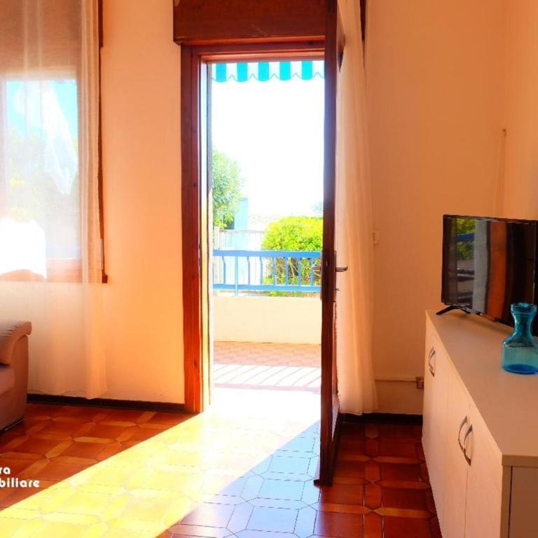 Villa Ridente 02 - Appartamento con 3 Camere da Letto e Vista Acqua - 3