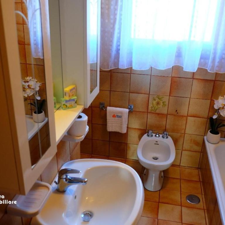 Villa Ridente 02 - Appartamento con 3 Camere da Letto e Vista Acqua - 14