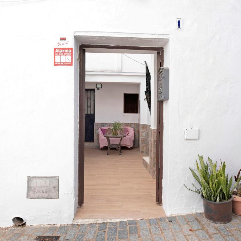 Precioso apartamento en Vejer con terraza - Habitación Cuádruple con ducha - 21