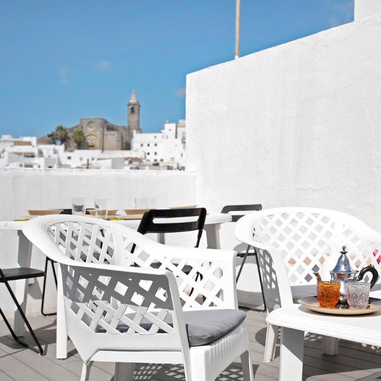 Precioso apartamento en Vejer con terraza - Habitación Cuádruple con ducha - 18