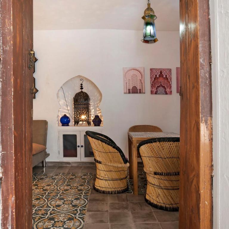 Precioso apartamento en Vejer con terraza - Habitación Cuádruple con ducha - 7