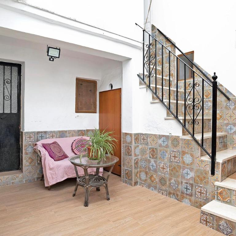 Precioso apartamento en Vejer con terraza - Habitación Cuádruple con ducha - 16