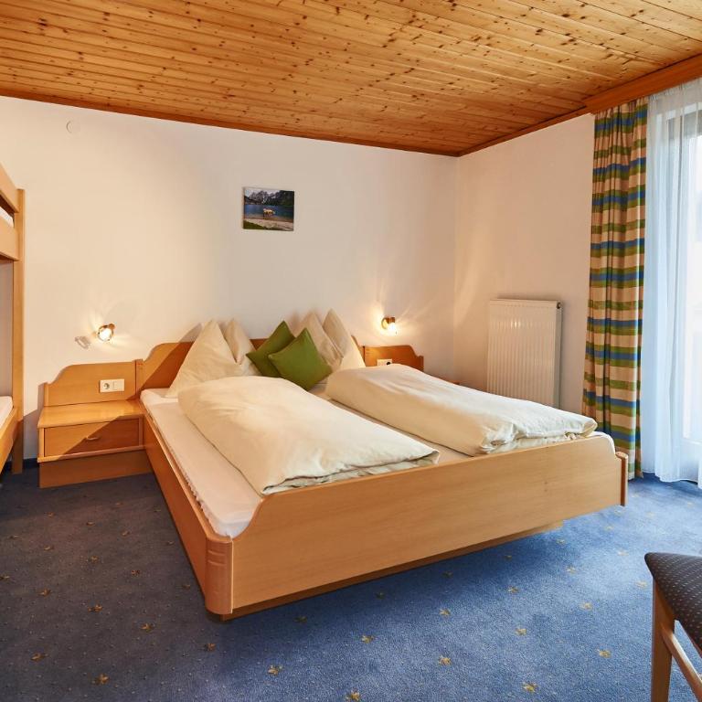 Haus Weitgasser - Apartment mit 1 Schlafzimmer und Balkon - 2