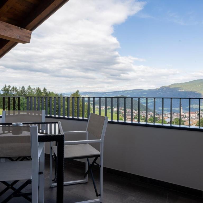 Ladinser Hof Western Suite - Deluxe-Apartment mit 2 Schlafzimmern und Gartenblick - 10