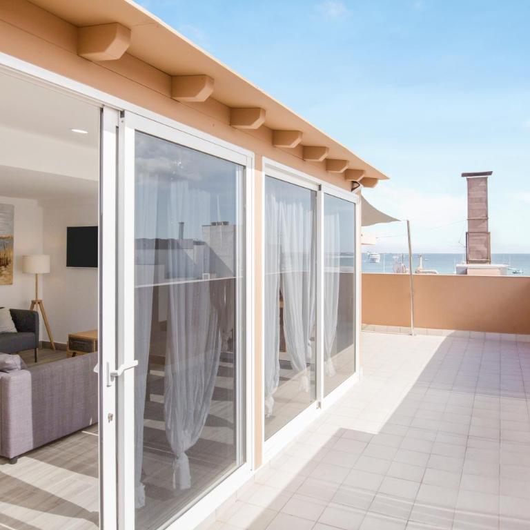 Ático deluxe Corralejo centro - Three-Bedroom Premium Apartment with Balcony - 2