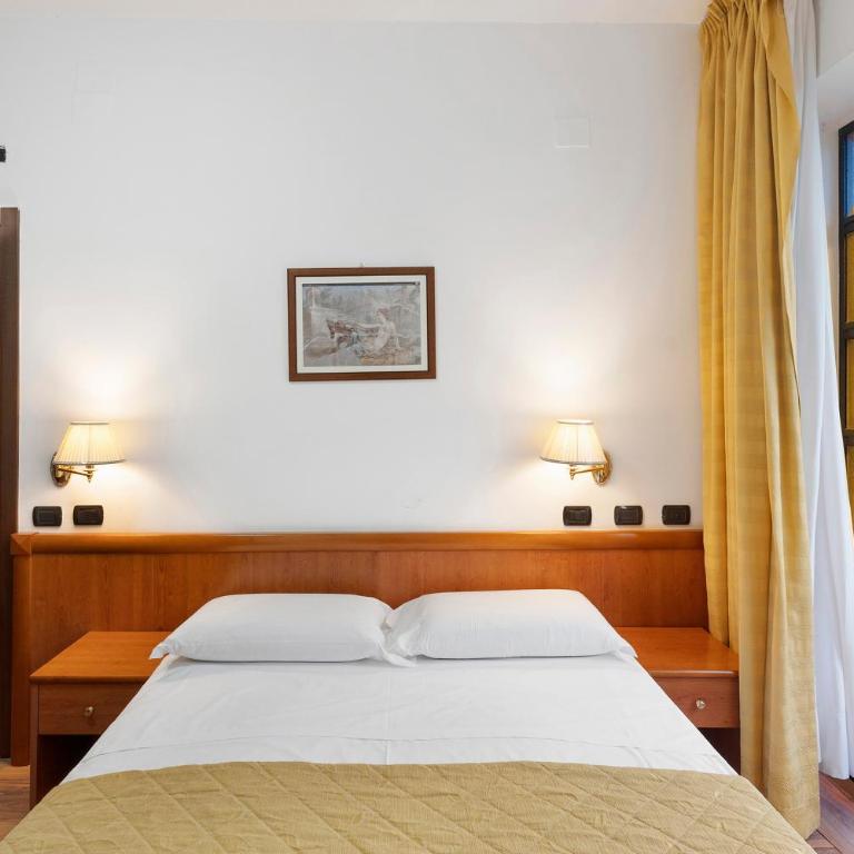 Bed and Breakfast H Pompeii Ruiins - Camera Queen Standard - 5
