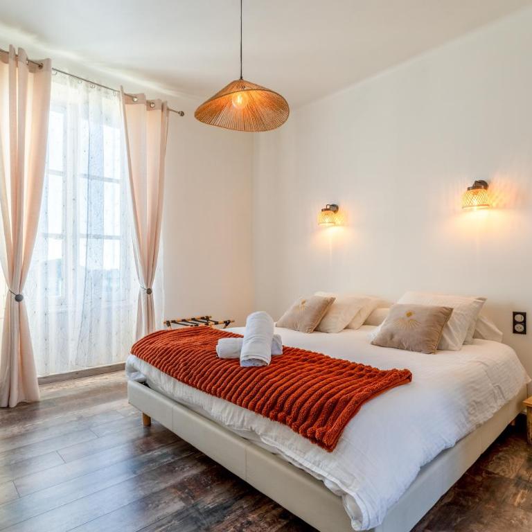Beau T3 Vue Vallée De L'eure - Two-Bedroom Deluxe Apartment with Garden View - 11