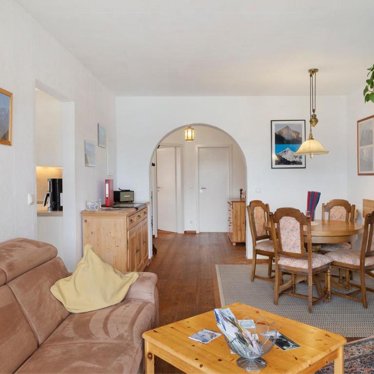 Garmisch-Appartement - Apartamento Premium de 3 dormitorios con balcón - 1